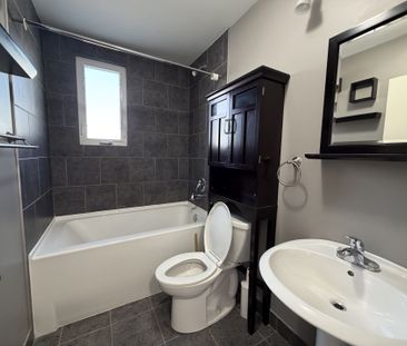For Lease - 313 Taylor Mills Drive Unit# Main, Richmond Hill, Ontario - Photo 6
