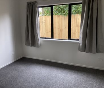 Step into luxury and sophistication with this four-bedroom plus stu... - Photo 1