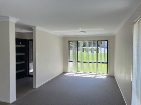 10 Patmos Drive, North Boambee Valley - Photo 2
