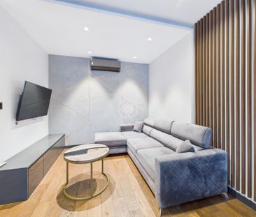 Blisko metra / Kameralny ogródek / Cicho - Zdjęcie 1