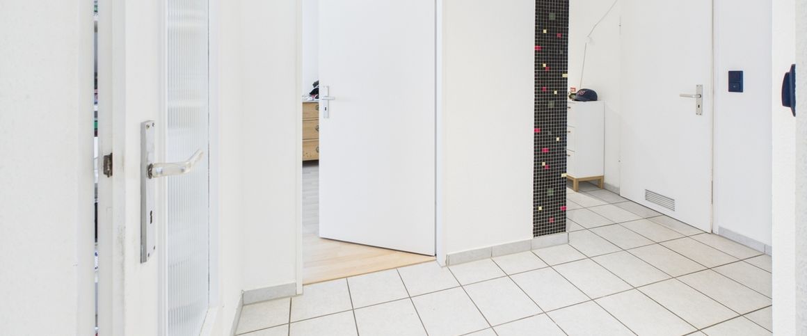 Offen, hell und zentral - Ihr neues Zuhause mit Balkon zum Entspannen - Photo 1