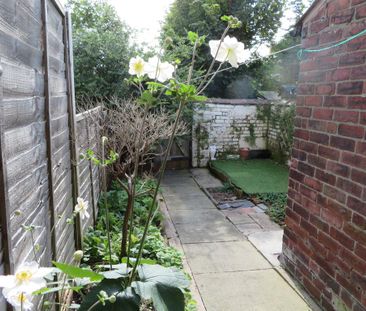 2 bedroom terraced house to rent - Photo 6