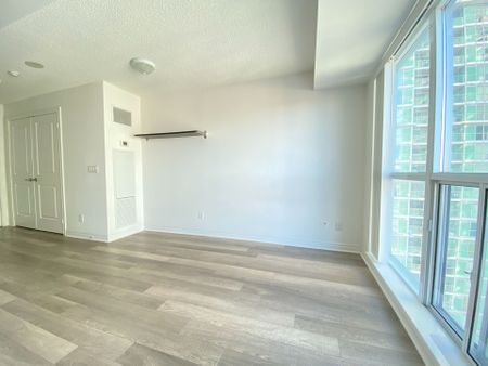 For Lease - 50 Town Centre Court Unit# 2005, Toronto, Ontario - Photo 4