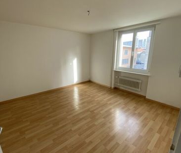 Wohlfühlende 3-Zimmer-Wohnung mit Balkon und tollem Bad! - Photo 2