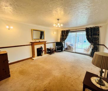 3 bedroom detached bungalow to rent - Photo 1