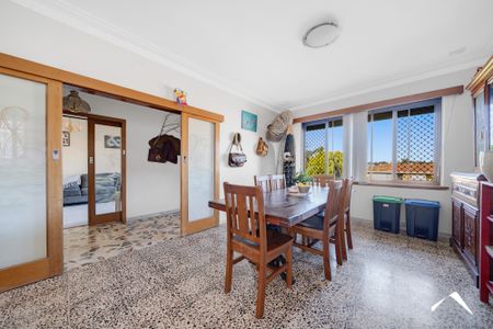 207 Hamilton Road, COOGEE WA 6166 - Photo 5