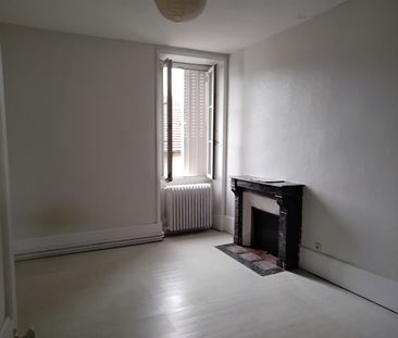 Vaste appartement 100 m² centre ville AUTUN - Photo 3