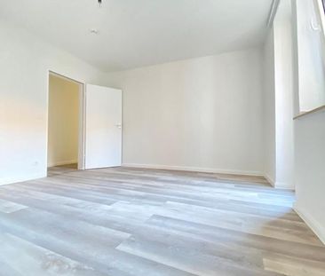 ***ZWEITBEZUG NACH SANIERUNG – FAMILIEN AUFGEPASST*** 3-Zimmer-Wohn... - Photo 4