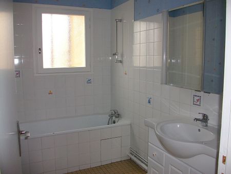 Location Maison 5 pièces 95m² - Photo 3