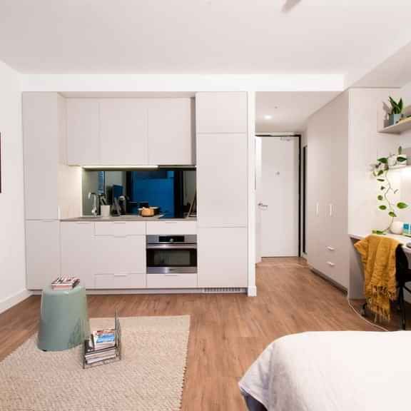 Executive Studio Lower - Photo 1