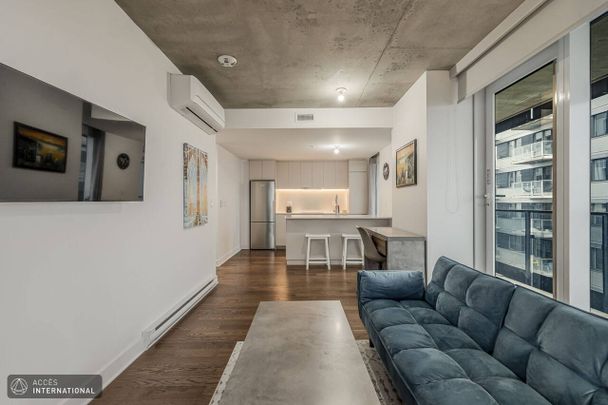 Modern furnished apartment for rent in Griffintown near downtown, Old Montréal - Photo 1