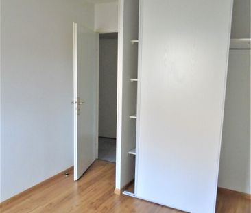 Location Appartement 3 pièces 64m² VIC EN BIGORRE 65500 - Photo 4