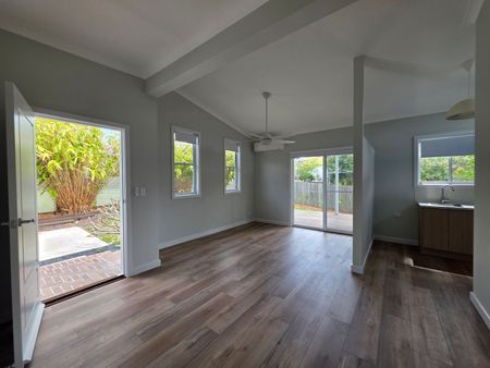 Brand New & Stunning Two-Bedroom Granny Flat – A Private Oasis Near the CBD - Photo 5