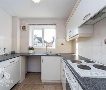 Noel Jones Court, St. Davids Road North, Lytham St. Annes, Lancashi... - Photo 6