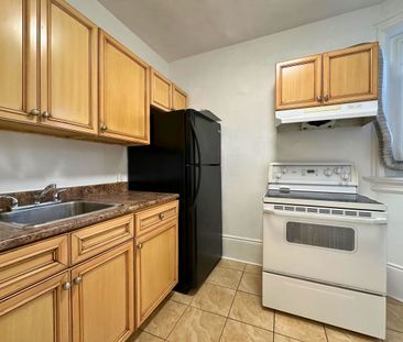 Appartement 2 chambres au centre-ville de Montréal, non meublé - Photo 1