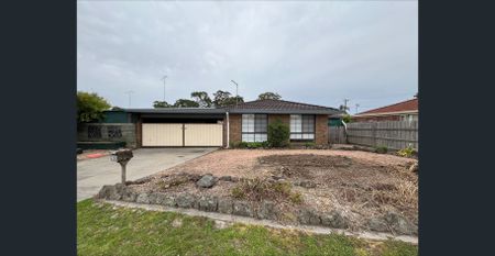 Spacious Family Home Close To Schools - Photo 3