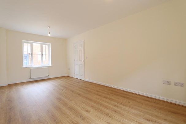 3 bedroom detached house to rent - Photo 1