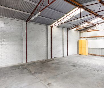 Family Comfort in Prime Glenroy Location - Photo 6