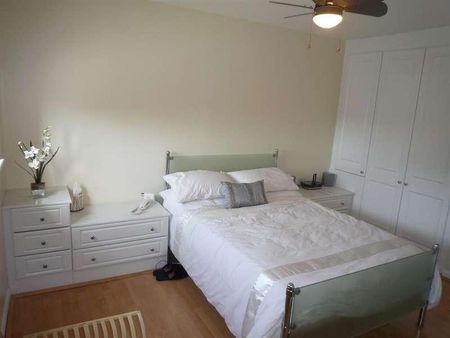 Double Bedroom House With Garden - Magnolia Gardens, Edgware, HA8 - Photo 3