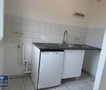 Location Appartement 2 pièces 48m² LOUVROIL 59720 - Photo 3