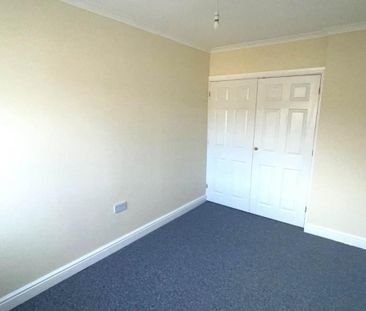2 bedroom semi-detached bungalow to rent - Photo 4
