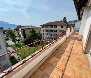 3.5-ROOM APARTMENT WITH BALCONY AND LAKE VIEW - Photo 2