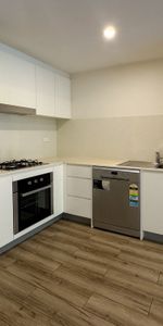 1 bedroom apartment - 20% below market rent - Photo 4