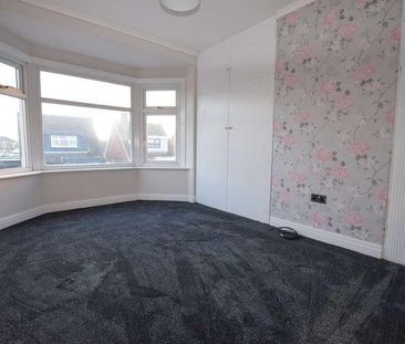 Waltham Avenue, Blackpool, FY4 - Photo 5