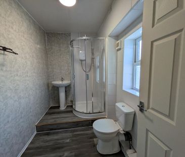 Westend, Llanelli, SA15 3DN - Photo 3