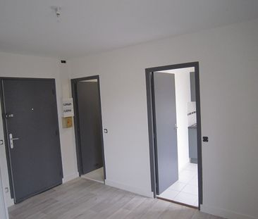 Location Appartement 1 pièce 21m² - Photo 3