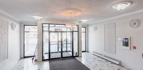 Superbe appartement 3 pièces et demie situé au cœur de LaSalle! - Photo 2