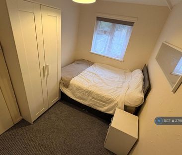 1 bedroom in a house share to rent - Photo 5