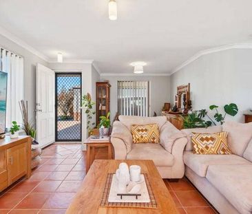 Great Location, Coastal Lifestyle! - Photo 6