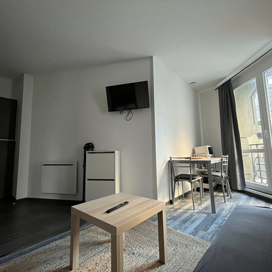 MAGNIFIQUE T1 bis MEUBLE – LILLE CENTRE! réf G705-01D - Photo 1