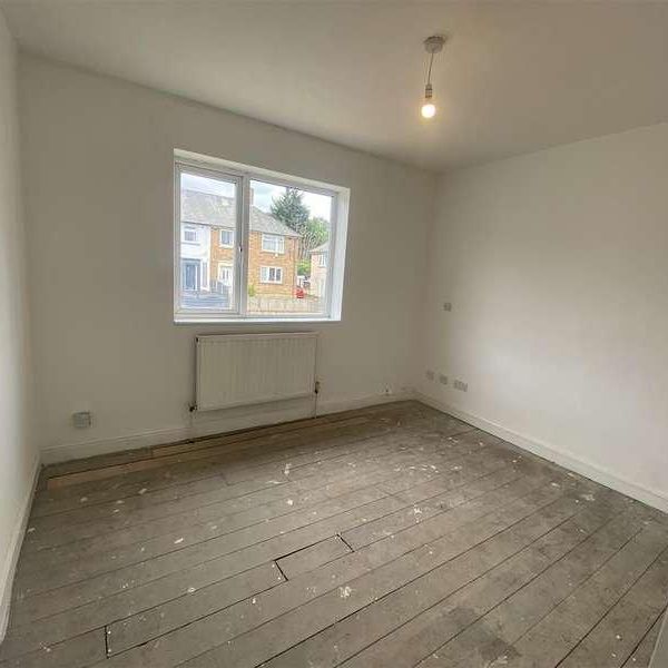 Redcar Road, Bradford, BD10 - Photo 1