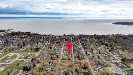 For Lease - 248 WESTWOOD Avenue, Fort Erie, Ontario - Photo 2