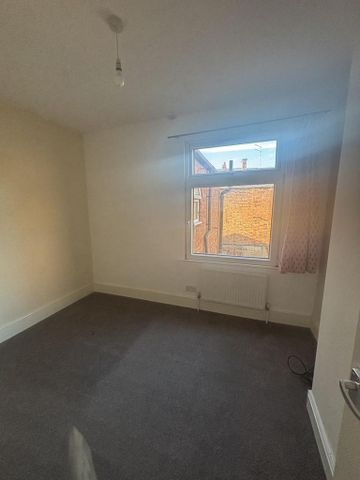 3 bedroom property to rent - Photo 4