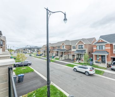 For Lease - 29 Keppel Circle, Brampton, Ontario - Photo 2