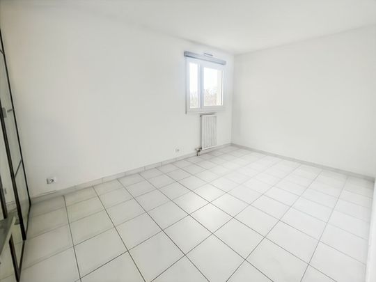 Location appartement 3 pièces, 74.78m², Créteil - Photo 1