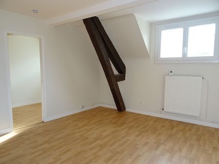 Location Appartement 2 pièces 42m² ORLEANS 45000 - Photo 2
