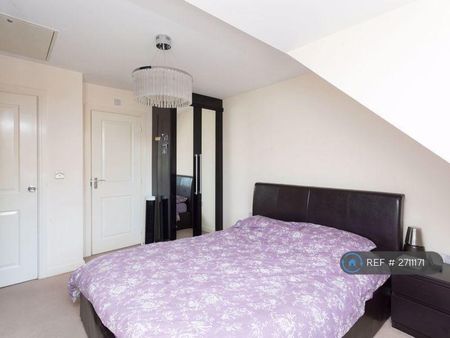 3 bedroom terraced house to rent - Photo 4