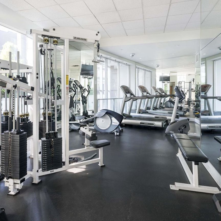 Deluxe Room - 561 Sherbourne - Photo 1