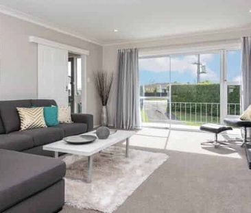 SUNNY HOME IN COCKLE BAY - Photo 4