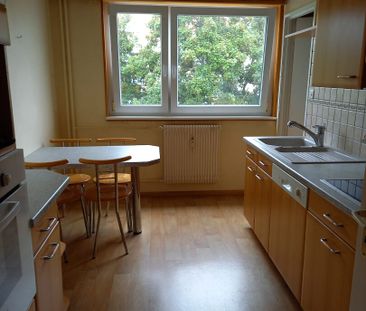 Location Appartement 4 pièces 95m² - Photo 4