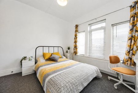 4 bedroom house to rent - Photo 4