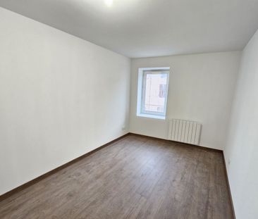 Location Appartement 3 pièces 62m² PONT DE VEYLE 01290 - Photo 2