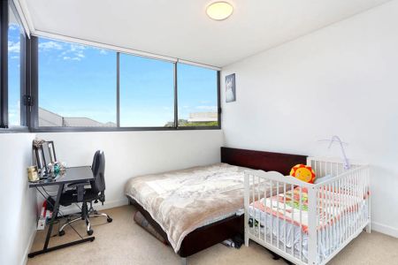 Unit 803/135-137 Pacific Highway, Hornsby. - Photo 4