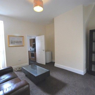 3 Bed - Hazelwood Ave, Jesmond - Photo 1