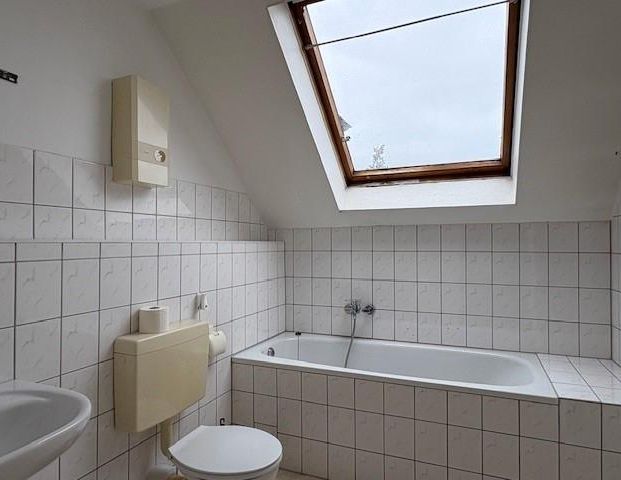 Gemütliche Wohnung mit Dachterrasse - Photo 1