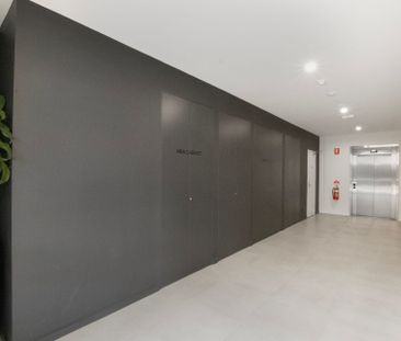 Modern Two Bedroom Apartment in Goodwood With Stunning Views - Photo 6